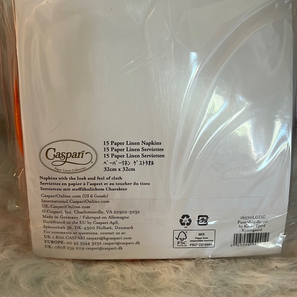 NEW, CASPARI PUMPKIN PAPER NAPKINS - Picture 3 of 3